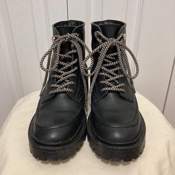 Zara Shoes - Zara Leather Ankle boots